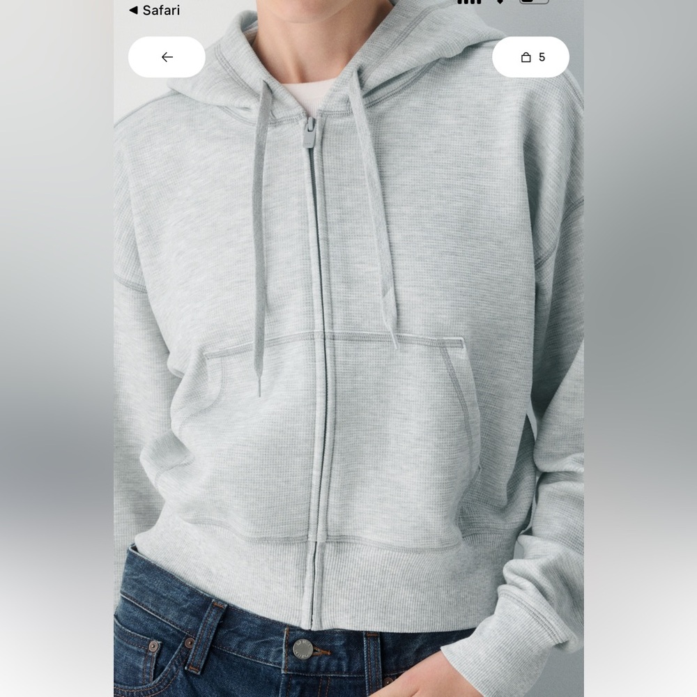NWT Aritzia Lavender Zip-Up Hoodie Size Small - Picture 2 of 8